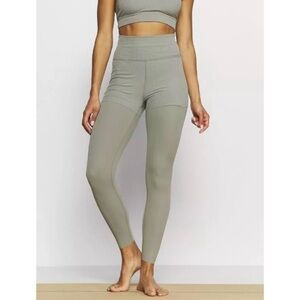 Nike Yoga Women’s Luxe Layered 7/8 Leggings Sage Green Ribbed Size XL